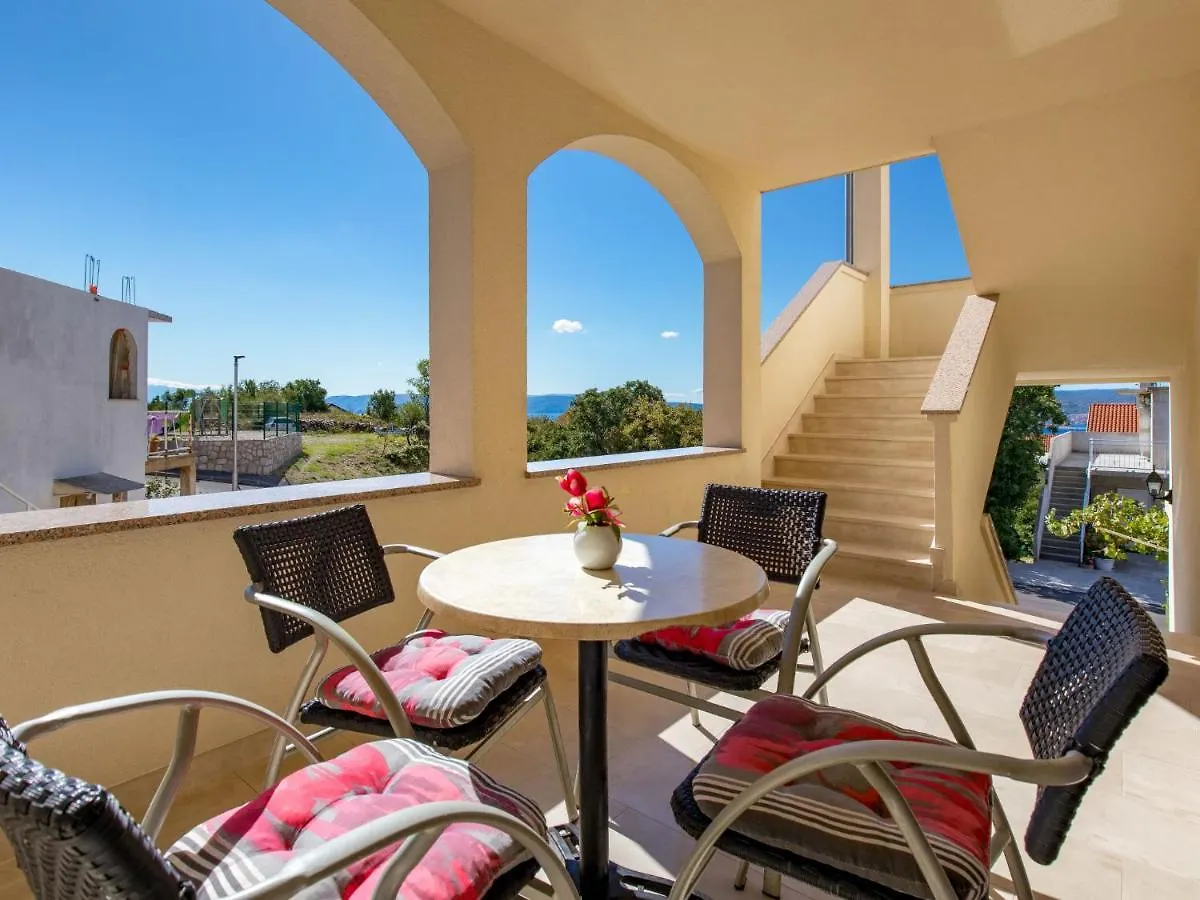 Apartment Nikol - Ckv121 By Interhome location